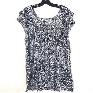 Daffodil Women’s Black and White Shirt NWT 1X
